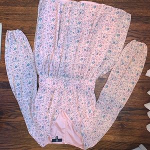 Cute spring flower dress!